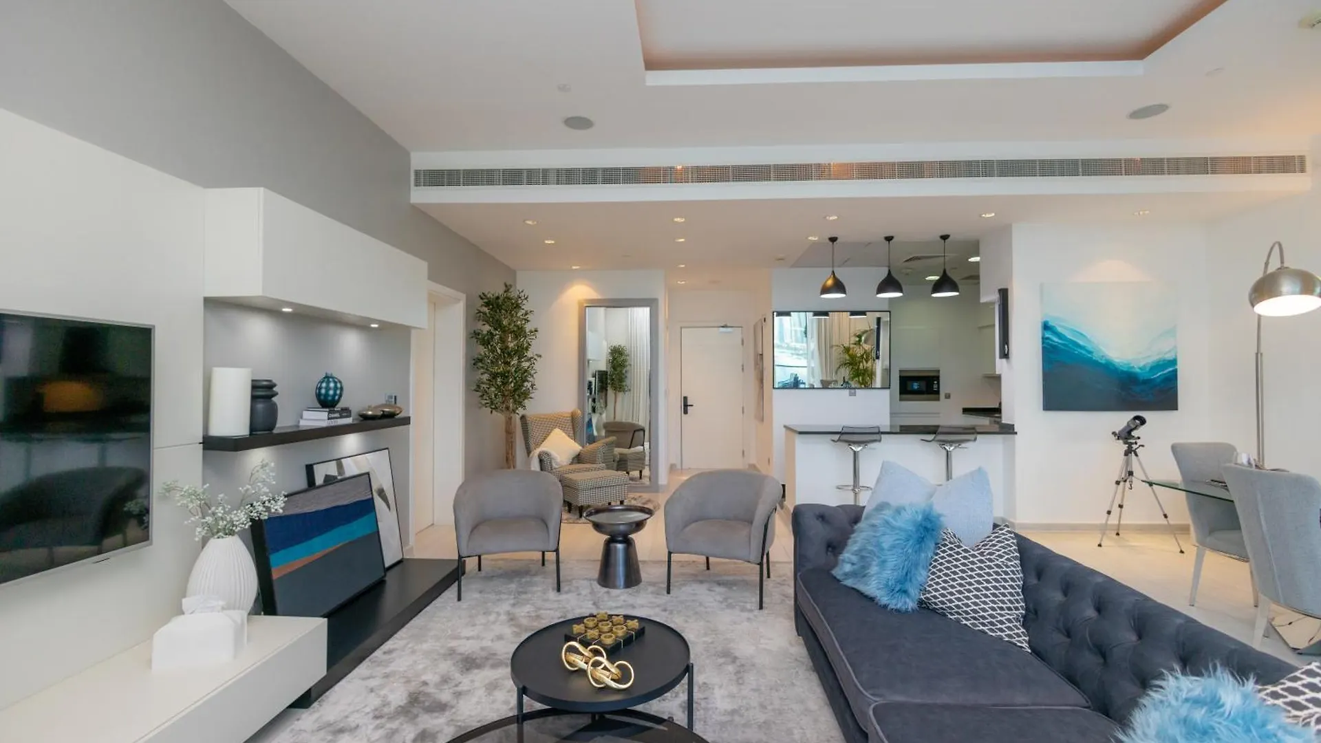 Welhome - Oceanfront Elegance 1Br Apt With Palm & Sea Views Dubai Apartment