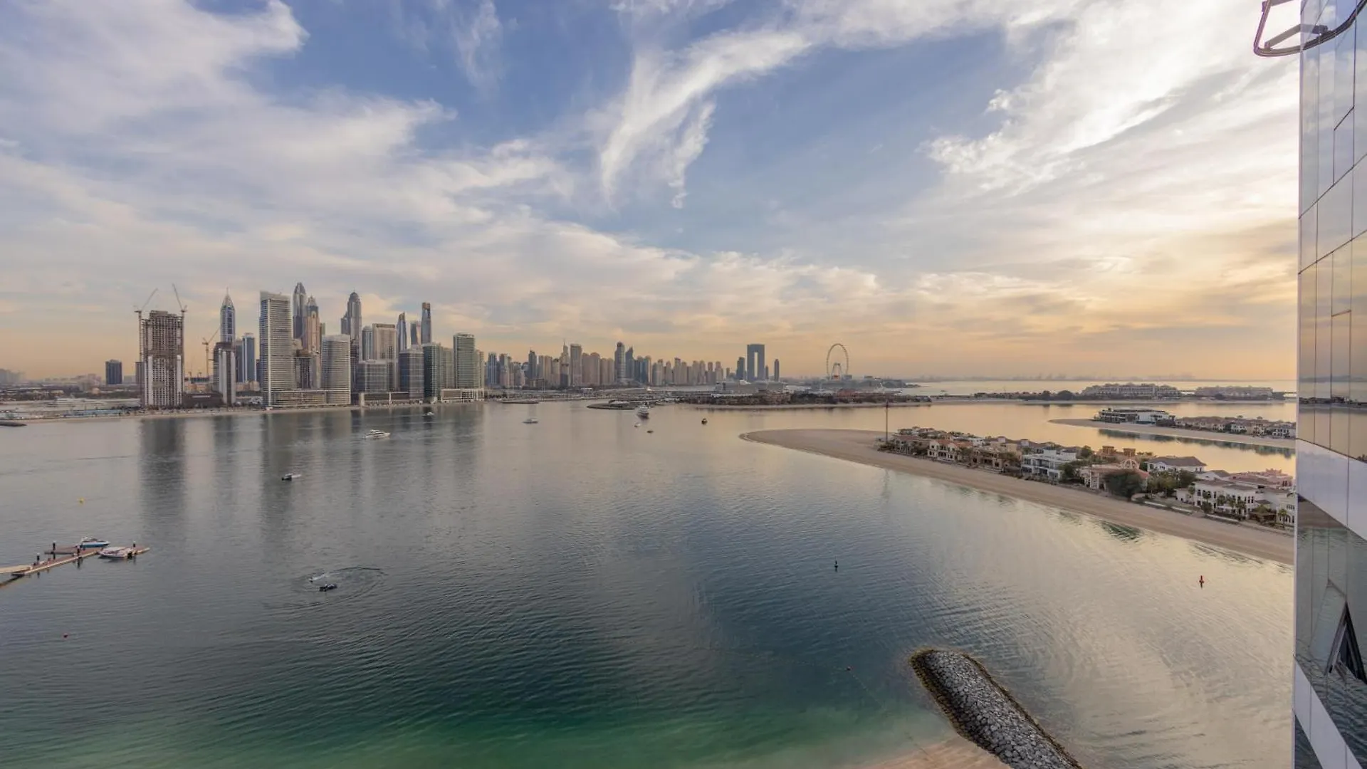 Welhome - Oceanfront Elegance 1Br Apt With Palm & Sea Views Dubai 0*,  United Arab Emirates