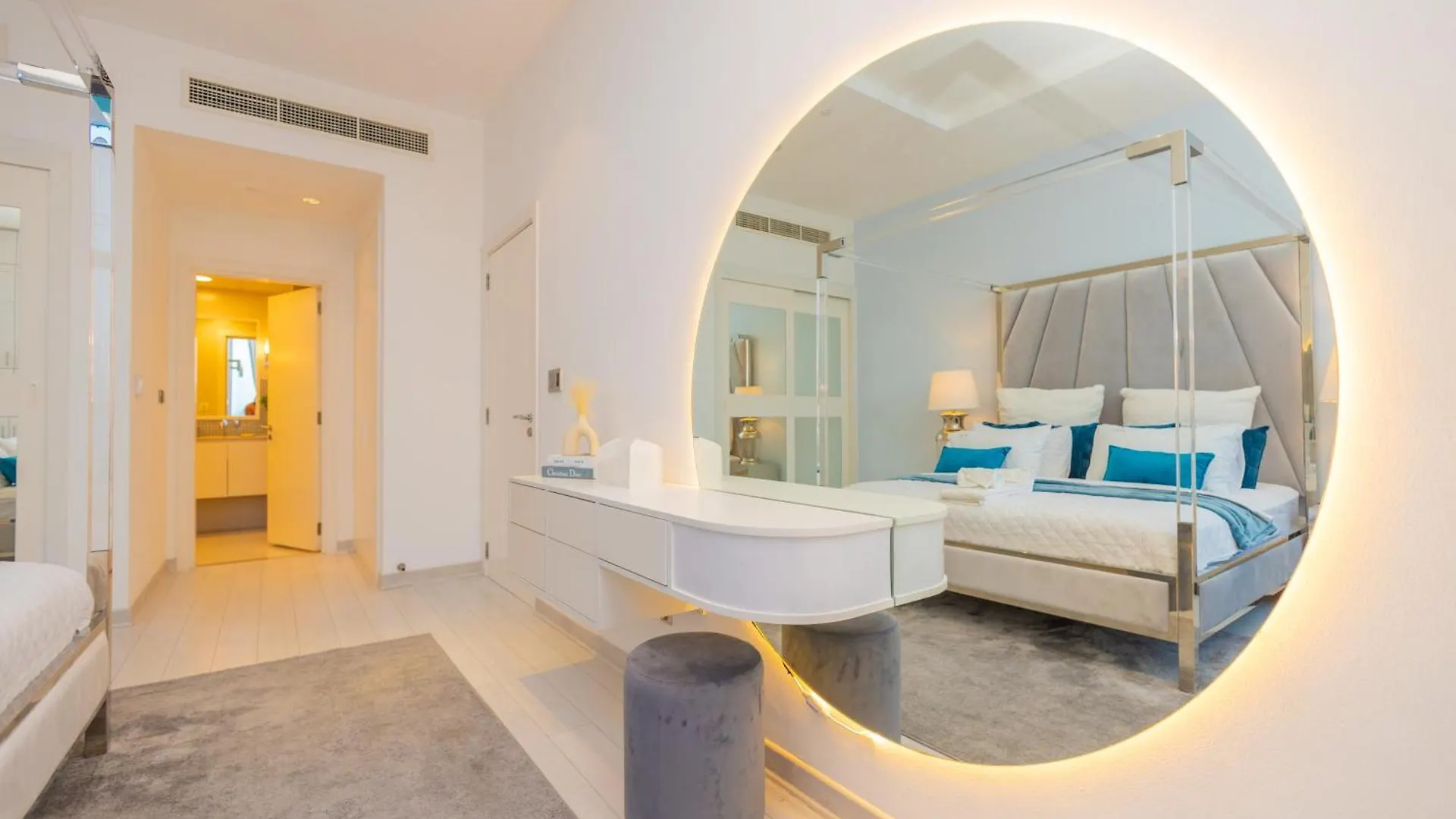 Welhome - Oceanfront Elegance 1Br Apt With Palm & Sea Views Dubai